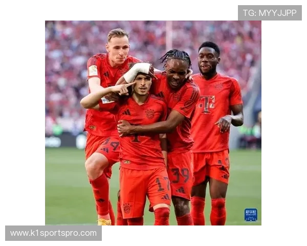 德甲足球队服装样式展示